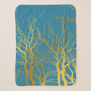 Manta Sherpa Fondo azul del patrón de ramas de árbol de oro