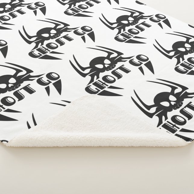 Manta Sherpa Ghost Go Spooky Season (3/4)