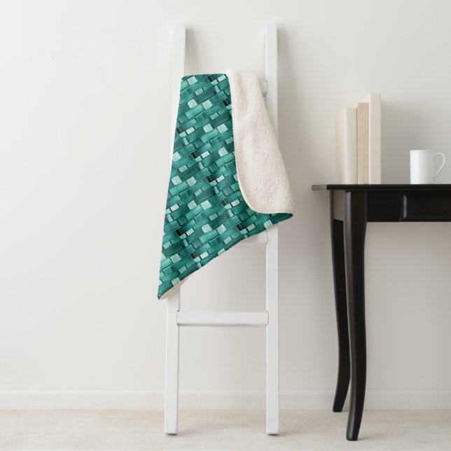 Manta Sherpa Guay Green Weaved Look (In situ)