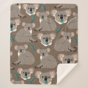 Manta Sherpa Koala sobre fondo marrón neutro cosecha sin costur