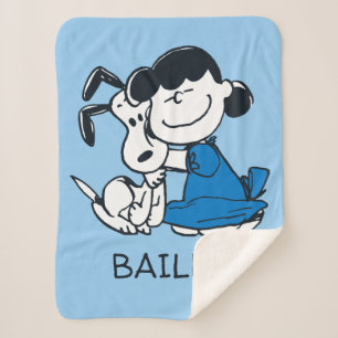 Manta Sherpa Lucy Hugging Snoopy