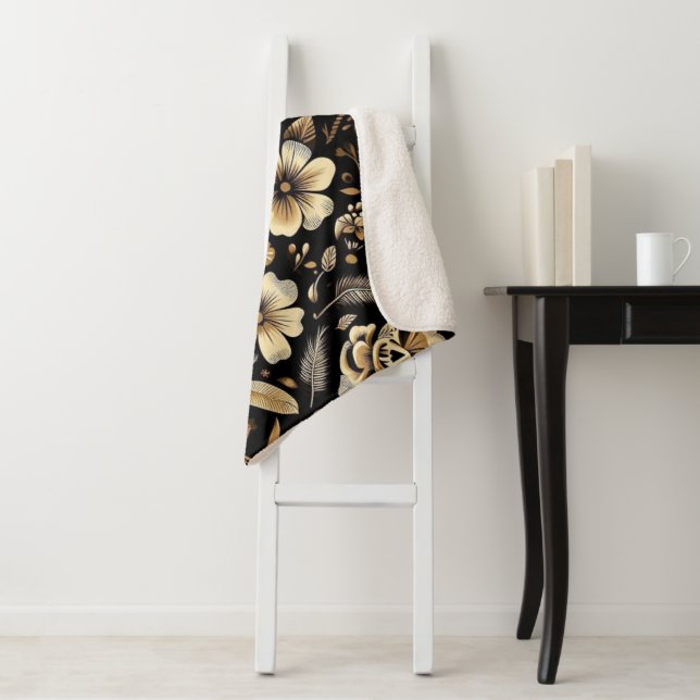 Manta Sherpa mexican dead and floral black art Poker (In situ)