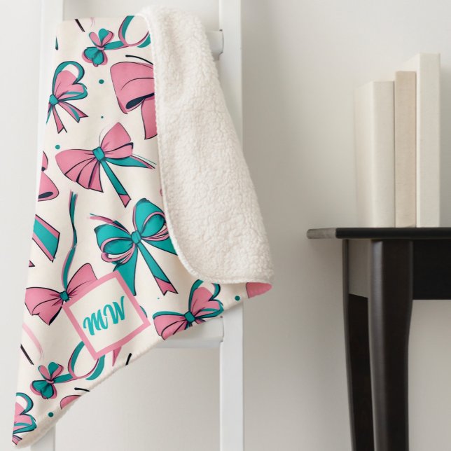 Manta Sherpa Monograma de arcos rosados y verde azulados (Subido por el creador)