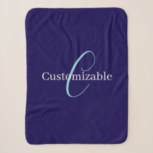 Manta Sherpa Monograma de letra cursiva editable azul violáceo