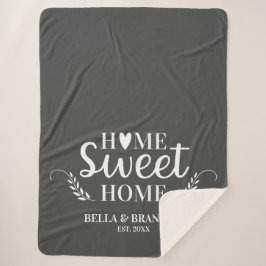 Manta Sherpa Monograma gris moderno