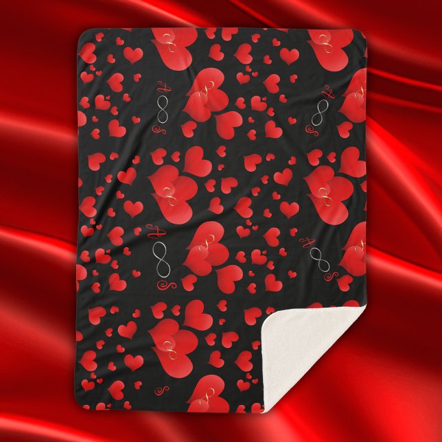 Manta Sherpa Monograma sobre las iniciales del Infinito Corazón (Subido por el creador)