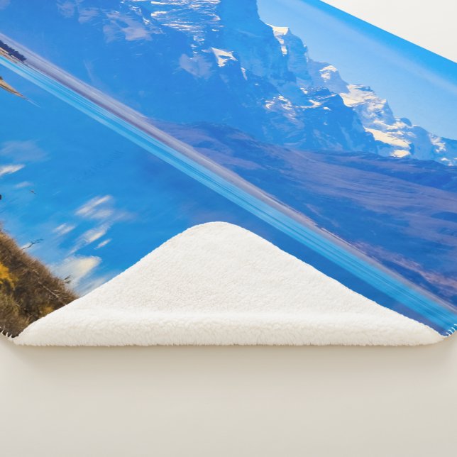 Manta Sherpa Monte Cook con vistas al lago Pukaki, NZ (3/4)