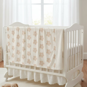 Manta Sherpa Newborn Photo Prop, Blush Daisy Floral