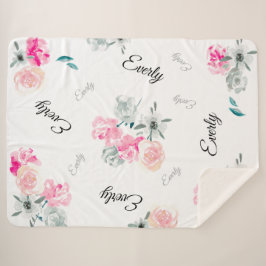 Manta Sherpa Nombre de la niña color rosa gris floral color agu