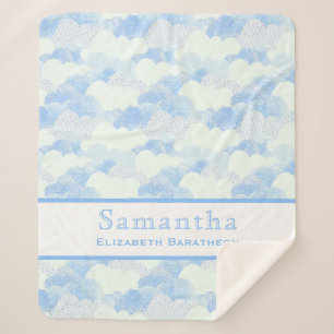Manta Sherpa Nombre personalizado de las nubes azul y blanca fl