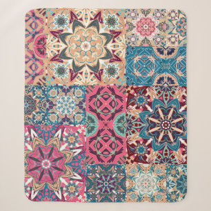 Manta Sherpa Parche floral: patrón de cuadros de época.