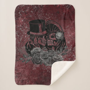 Manta Sherpa Pareja de Calaveras Besándose Góticas y Rojo Sangr