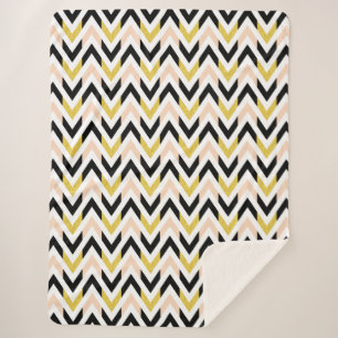 Manta Sherpa Patrón color rosa, negro, dorado y rojo