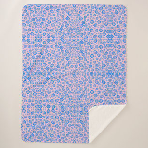 Manta Sherpa Patrón de flores pequeñas.Azul 02.b BG rosa