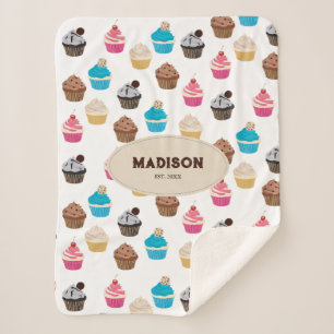 Manta Sherpa Patrón de Monograma de Cupcakes Lindos y Coloridos