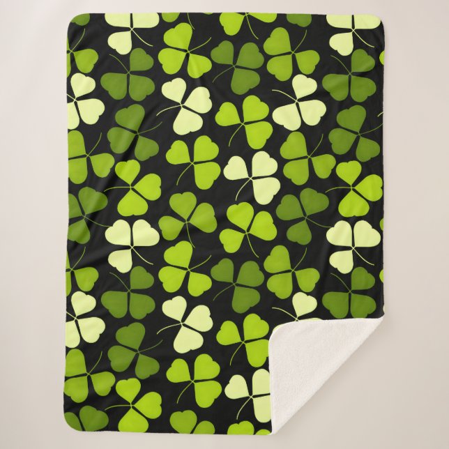 Manta Sherpa Patrón Shamrock oscuro Verde y Negro (Anverso)