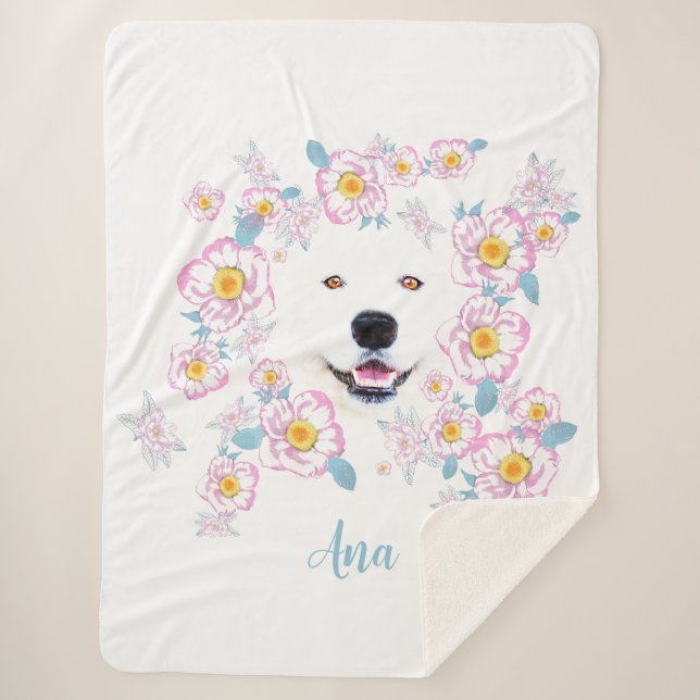 Manta Sherpa Perro Samoyed y flores rosadas (Anverso)