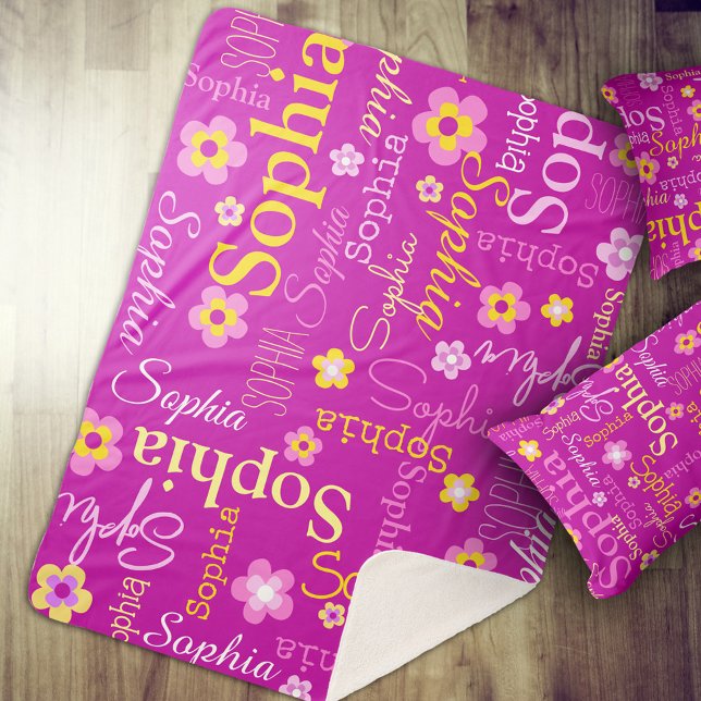 Manta Sherpa Personalización del nombre de texto de flores gráf (Subido por el creador)