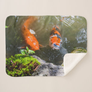 Manta Sherpa Pescado de Koi en un estanque