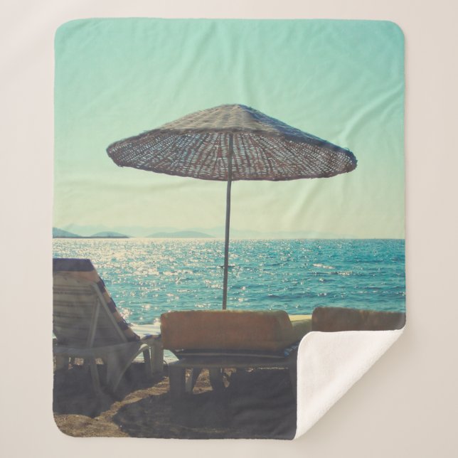 Manta Sherpa Playa de arena en una tarde soleada, con sombrilla (Anverso)