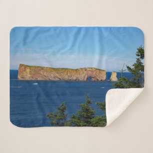 Manta Sherpa Roca Percé en el Golfo de San Lorenzo