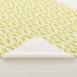 Manta Sherpa Rock Climbing Geckos en amarillo - patrón sin fisu