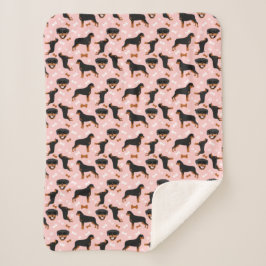 Manta Sherpa Rottweiler Rottie Dog Pattern Pink Sherpa Blanket