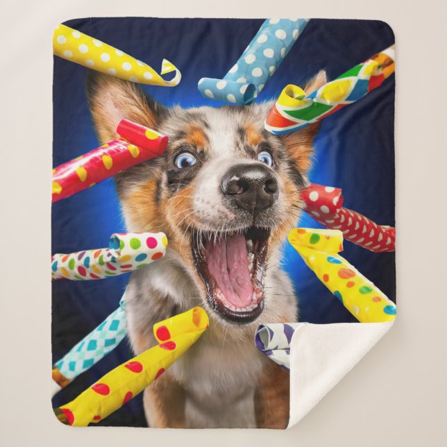Manta Sherpa Sopladores de fiesta de perro feliz (Anverso)