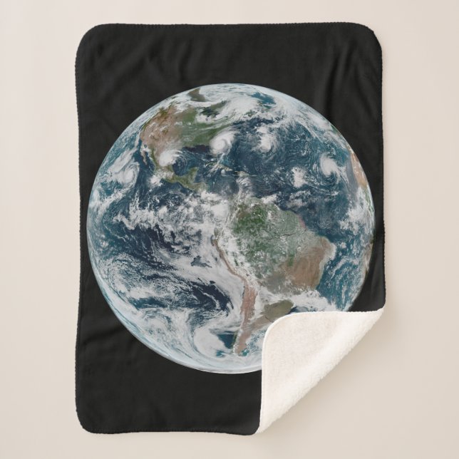 Manta Sherpa Una Cadena Perdida De Ciclones Tropicales (Anverso)