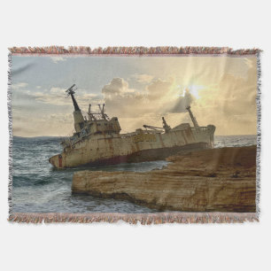Manta Shipwreck