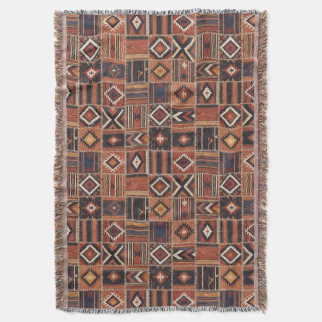 Manta Tapiz geométrico de Kilim de patchwork rústico (Frente vertical)