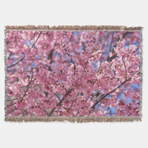 Manta Tejida Cielo de flores de cerezo rosa