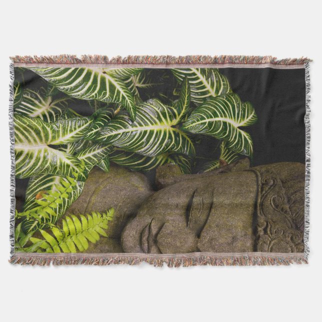 Manta Tejida Estatua en un jardín: Chiang Mai, Tailandia (Anverso)