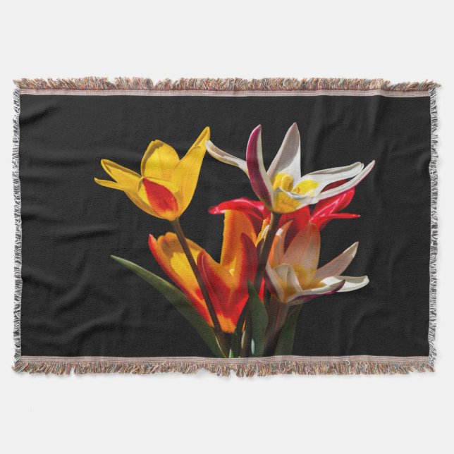 Manta Tejida Flores de tulipán contra fondo negro (Anverso)
