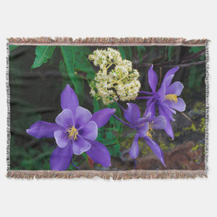 Manta Tejida Flores silvestres de Aquilegia mutante