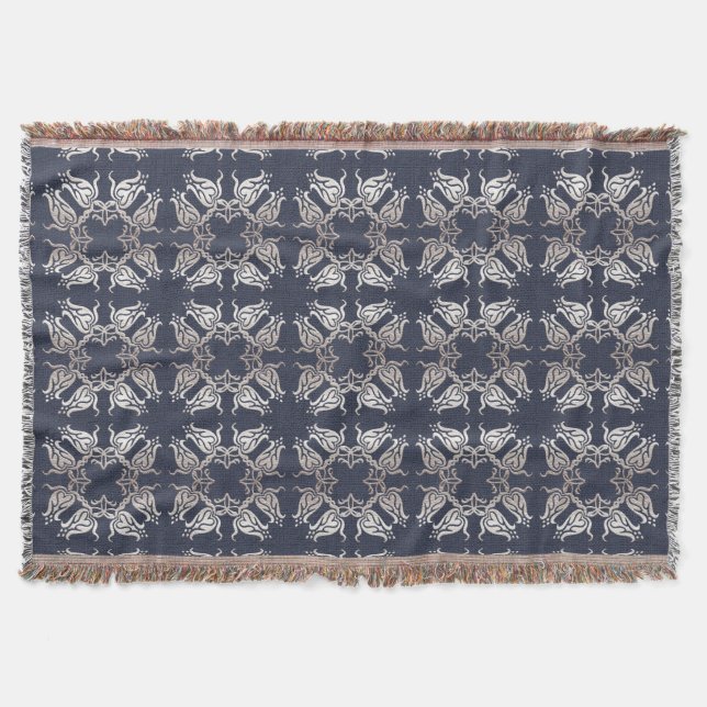 Manta Tejida modelo azul floral del estilo barroco (Anverso)