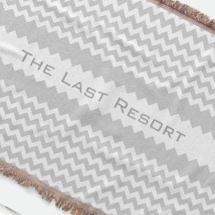 Manta Tejida Personaliza tu Beach House Nombre Gray Zig Zag