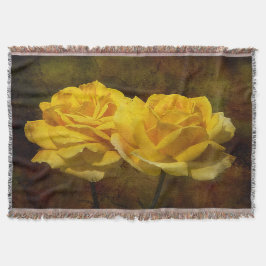 Manta Tejida Rosas Amarillas texturadas con una funda