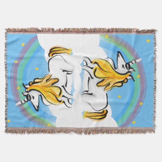 Manta Tejida Unicornio, arcos de lluvia y estrellas en blanco (Anverso)