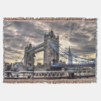 Manta Tower Bridge y The Shard, Londres, Inglaterra