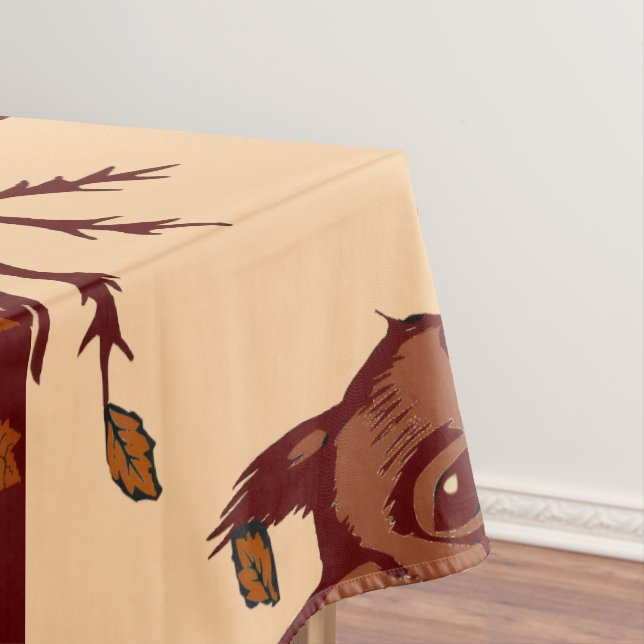 Mantel 🐿️ Autumn Squirrel Tablecloth - Peach (In Situ)