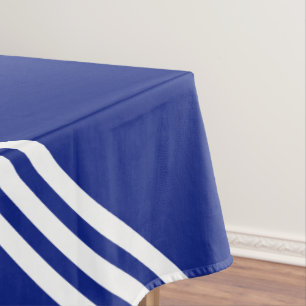 Mantel azul con rayas blancas