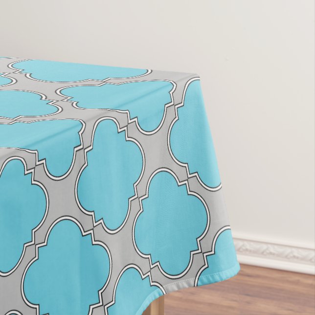 Mantel azul y gris de quatrefoil (In Situ)