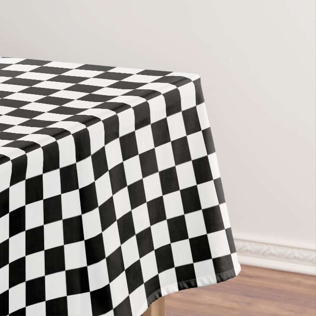 Mantel Black and White Checkered (In Situ)
