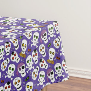 Mantel Calles de Halloween cortas sobre morado