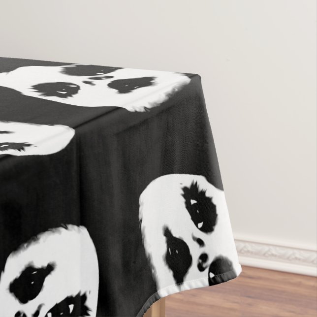 Mantel Caras de muñeca espeluznantes (In Situ)