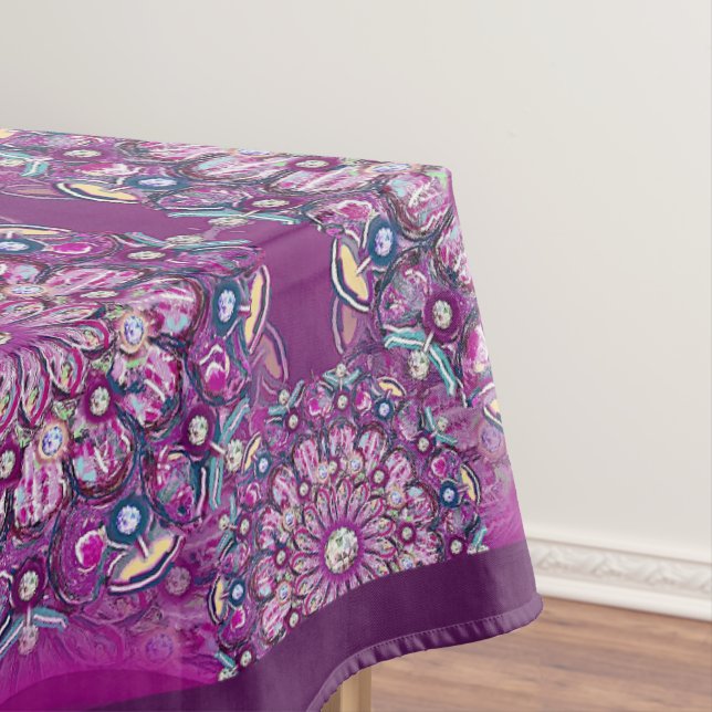 Mantel Cardinal Red Rosace (In Situ)