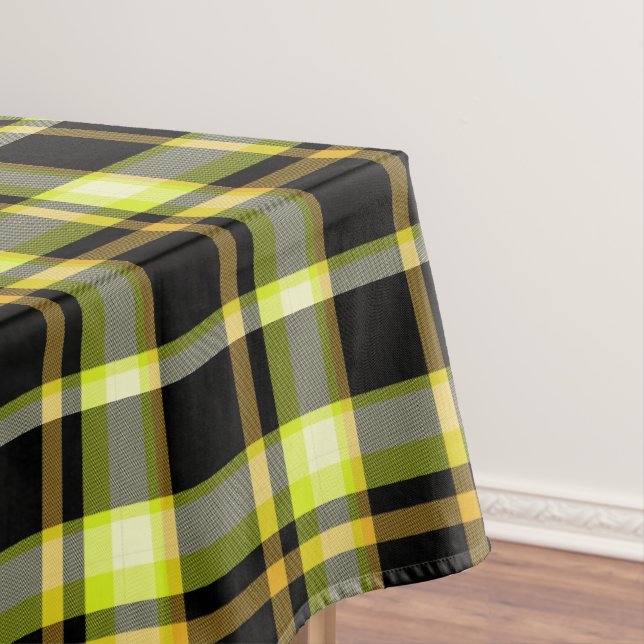Mantel Classic Yellow Black Plaid Pattern Retro Tartan  (In Situ)