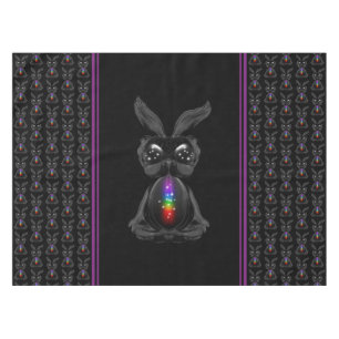 Mantel Conejo negro lindo con alma arcoiris chakra