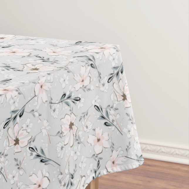Mantel Delicado patrón floral. (In Situ)